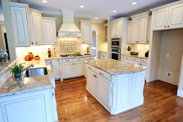 Kitchen Countertop With White Cabinets