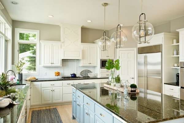 Quartz Countertop With White Cabinets