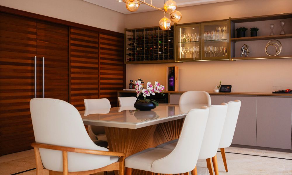 How to Set a Dining Room Table
